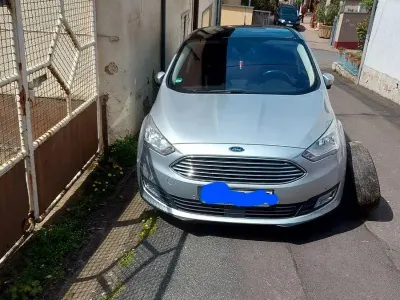 Gebraucht Ford Grand C-Max Titanium 120 PS (88 kW) 2017 Silber Van / Kleinbus