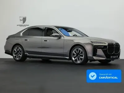 Gebraucht BMW i7 M Sport 400 kW (544 PS) 2023 Grau Limousine