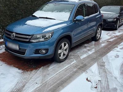 Blau Gebraucht 2012 VW Tiguan SUV | 13.500 € (Etwas zu teuer)