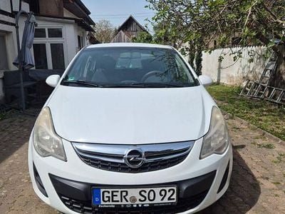 Second-hand Opel Corsa Edition 69 CP (50 kW) 2012 Alb Hatchback