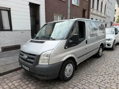 Gebraucht Ford Transit 85 PS (62 kW) 2010 Silber Van / Kleinbus