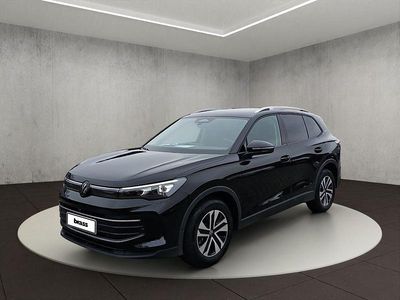 Neu VW Tiguan S 150 PS (110 kW) 2026 Grenadillschwarz metallic SUV