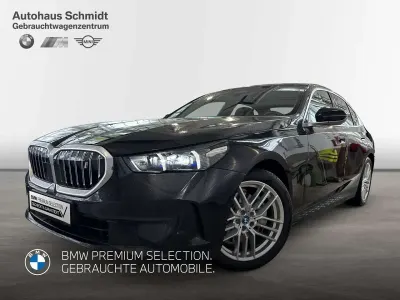 Gebraucht BMW i5 250 kW (340 PS) 2024 Saphirschwarz Limousine