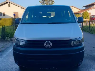 Second-hand VW Caravelle 102 CP (75 kW) 2014 Argintiu Van