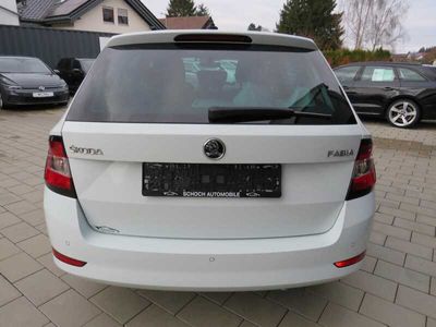 gebraucht Skoda Fabia Combi 1.0 TSI DSG Ambition-NAVI*PDC*SHZ*