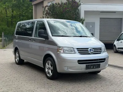 Gebraucht VW Multivan 131 PS (96 kW) 2008 Silber Van / Kleinbus