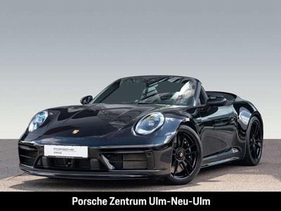 Porsche 911 Carrera 4 GTS