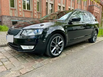 Gebraucht Skoda Octavia 150 PS (110 kW) 2016 Schwarz Kombi