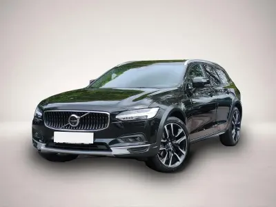 Gebraucht Volvo V90 CC Plus 197 PS (144 kW) 2024 Manufacturer Kombi