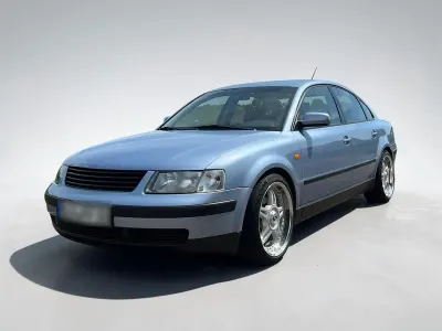 Gebraucht VW Passat 120 PS (88 kW) 1998 Blau Limousine