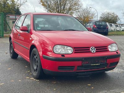 Rot Gebraucht 2002 VW Golf Limousine | 799 € (Superpreis)