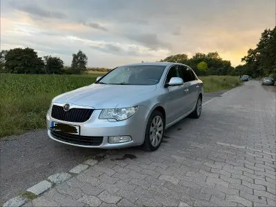 Gebraucht Skoda Superb Elegance 160 PS (117 kW) 2008 Silber Limousine