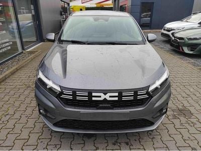 Neu 2025 Dacia Sandero Limousine | 18.240 €