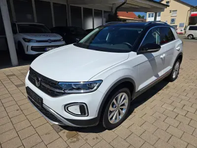 Gebraucht VW T-Roc Style 150 PS (110 kW) 2023 Weiß SUV