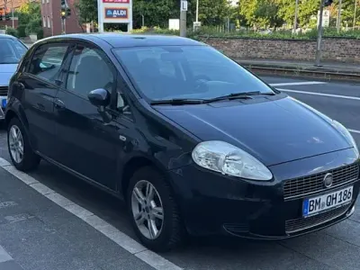 Brugt Fiat Punto 74 HK (54 kW) 2009 Sort Hatchback