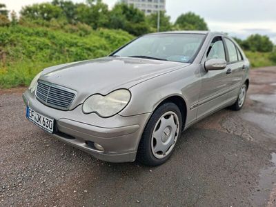 Mercedes C180