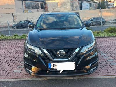 Gebraucht Nissan Qashqai N-Connecta 116 PS (85 kW) 2018 Schwarz SUV