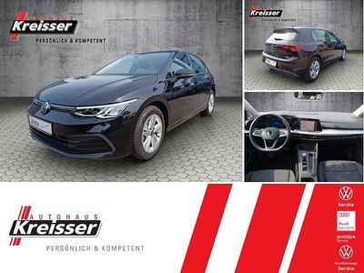 Gebraucht VW Golf VIII Life 131 PS (96 kW) 2021 Deep black perleffekt (metallic) Limousine