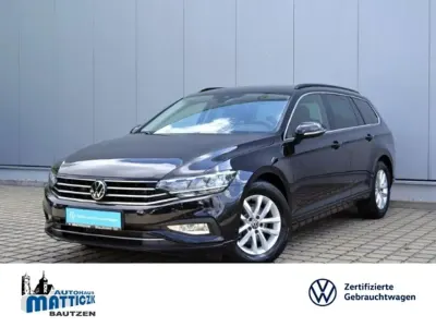 Gebraucht VW Passat Business 150 PS (110 kW) 2022 Deep black perleffekt (metallic) Kombi