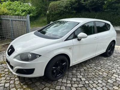 Gebraucht Seat Leon 105 PS (77 kW) 2011 Weiß Kleinwagen