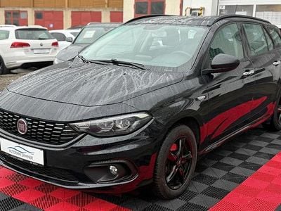 Usata Fiat Tipo Lounge 110 CV (80 kW) 2017 Nero Station wagon