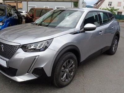 Gebraucht Peugeot 2008 Active 100 kW (136 PS) 2021 Silber SUV
