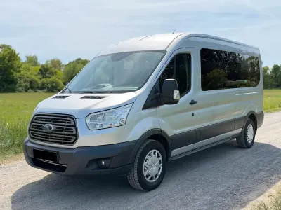 Używany Ford Transit 131 KM (96 kW) 2018 Srebrny Minivan