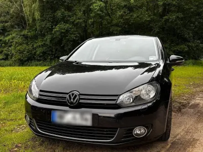 Gebraucht VW Golf VI Style 105 PS (77 kW) 2011 Schwarz Kleinwagen