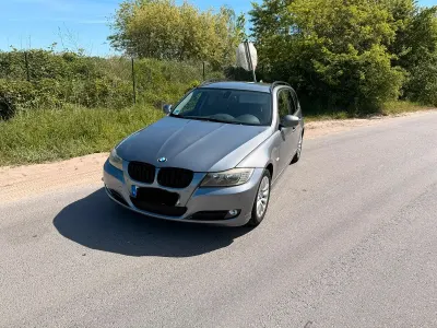 Gebraucht BMW 318 143 PS (105 kW) 2009 Grau Kombi