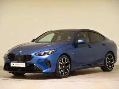 Gebraucht BMW 220 M Sport 150 PS (110 kW) 2025 Portimao blau metallic Coupé