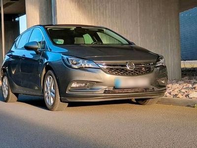 Usata Opel Astra Ultimate 140 CV (102 kW) 2017 Grigio Utilitaria