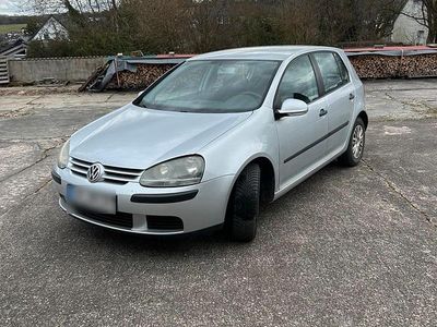 Gebraucht VW Golf V 90 PS (66 kW) 2004 Silber Kleinwagen