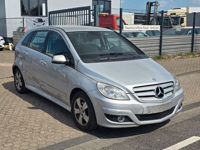 Mercedes B180