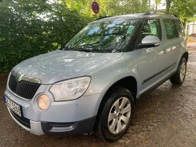 Używany Skoda Yeti Ambition 122 KM (89 kW) 2012 Niebieski SUV