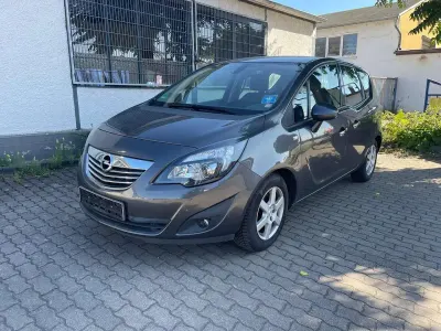 Gebraucht Opel Meriva Innovation 101 PS (74 kW) 2011 Karbongrau Van / Kleinbus
