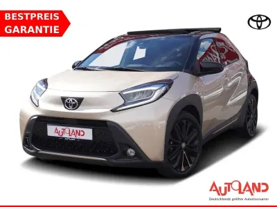 Gebraucht Toyota Aygo X Style 72 PS (52 kW) 2023 Beige SUV