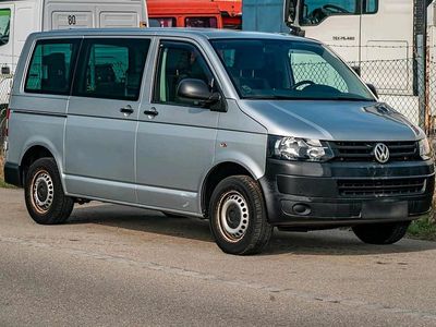 Gebraucht VW Transporter 140 PS (102 kW) 2014 Silber Van
