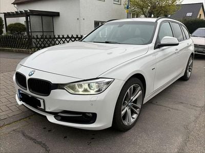 Usata BMW 318 Sport Line 143 CV (105 kW) 2013 Bianco Station wagon