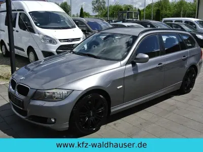 Gebraucht BMW 318 Comfort Edition 143 PS (105 kW) 2011 Grau Limousine