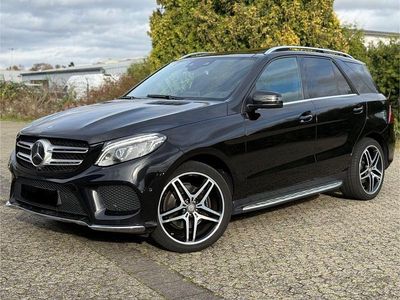 Schwarz Gebraucht 2016 Mercedes GLE350 AMG line SUV | 22.300 € (Teuer)