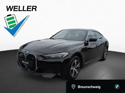 Gebraucht BMW i4 Shadowline 210 kW (286 PS) 2023 Schwarz ii (schwarz) Limousine