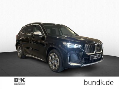 gebraucht BMW iX1 iX1xDrive30 xLine PremiumPaket Bluetooth Navi LED Klima PDC el. Fenster