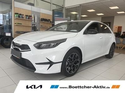 Neu Kia Ceed 140 PS (102 kW) 2025 Weiss Kleinwagen