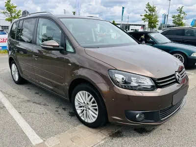 Gebraucht VW Touran Cup 140 PS (102 kW) 2014 Braun Van / Kleinbus