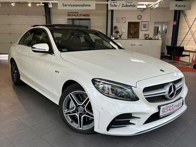 Używany Mercedes C43 AMG AMG 390 KM (286 kW) 2019 Biały Sedan/Limuzyna