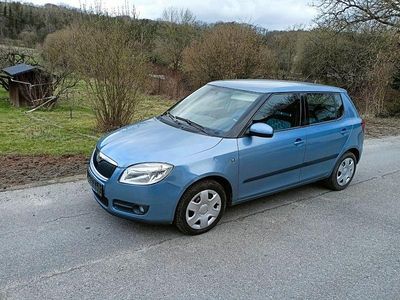 Gebraucht Skoda Fabia 80 PS (58 kW) 2008 Blau Limousine