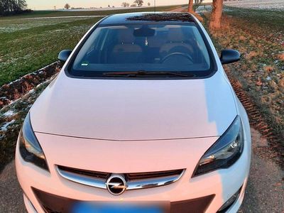 Weiß Gebraucht 2013 Opel Astra Limousine | 6.250 € (Fairer Preis)