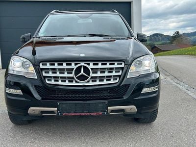 Usata Mercedes ML350 232 CV (170 kW) 2011 Nero SUV
