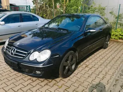 Gebraucht Mercedes CLK200 184 PS (135 kW) 2008 Schwarz Coupé