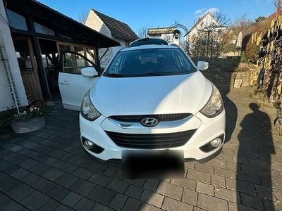 Gebraucht Hyundai ix35 166 PS (122 kW) 2015 Weiß SUV